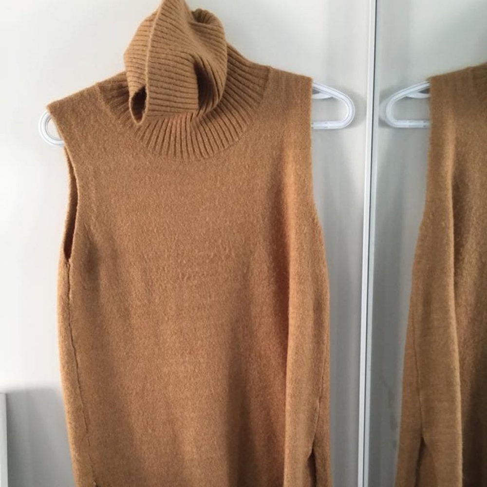 Dresses size Small